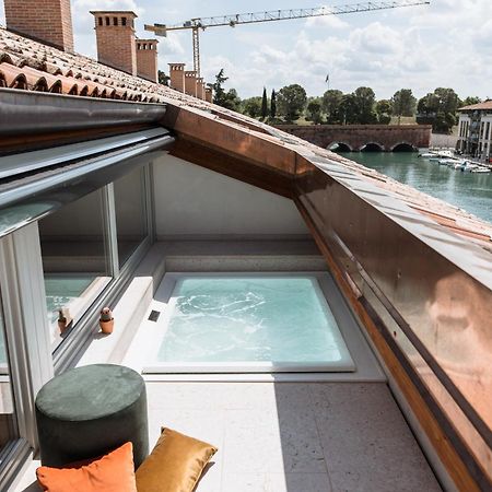 Pavillon Suite & Apartments Peschiera del Garda Exterior photo