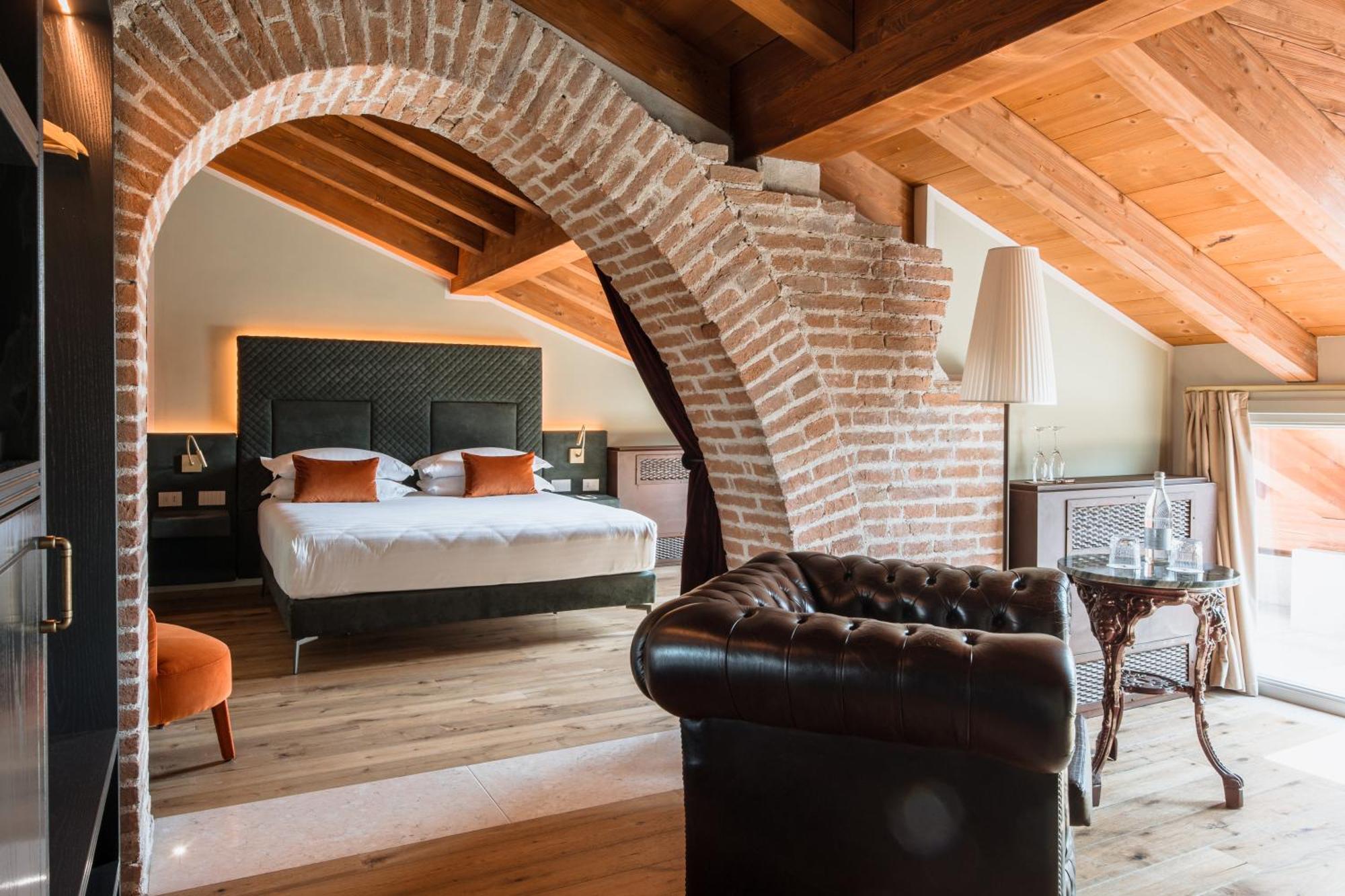 Pavillon Suite & Apartments Peschiera del Garda Exterior photo