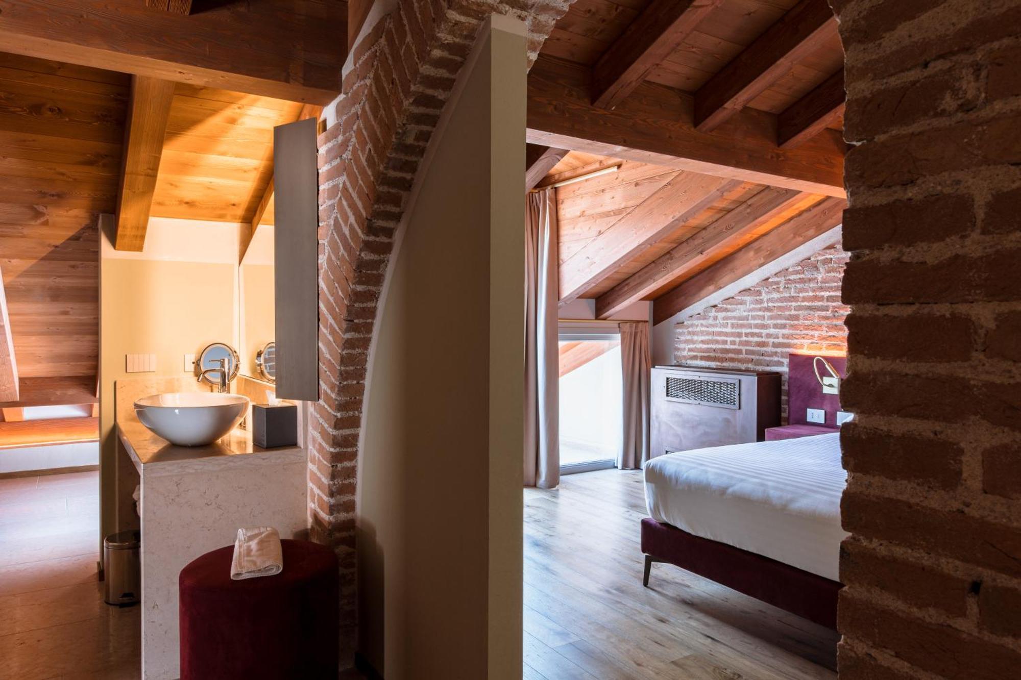 Pavillon Suite & Apartments Peschiera del Garda Exterior photo