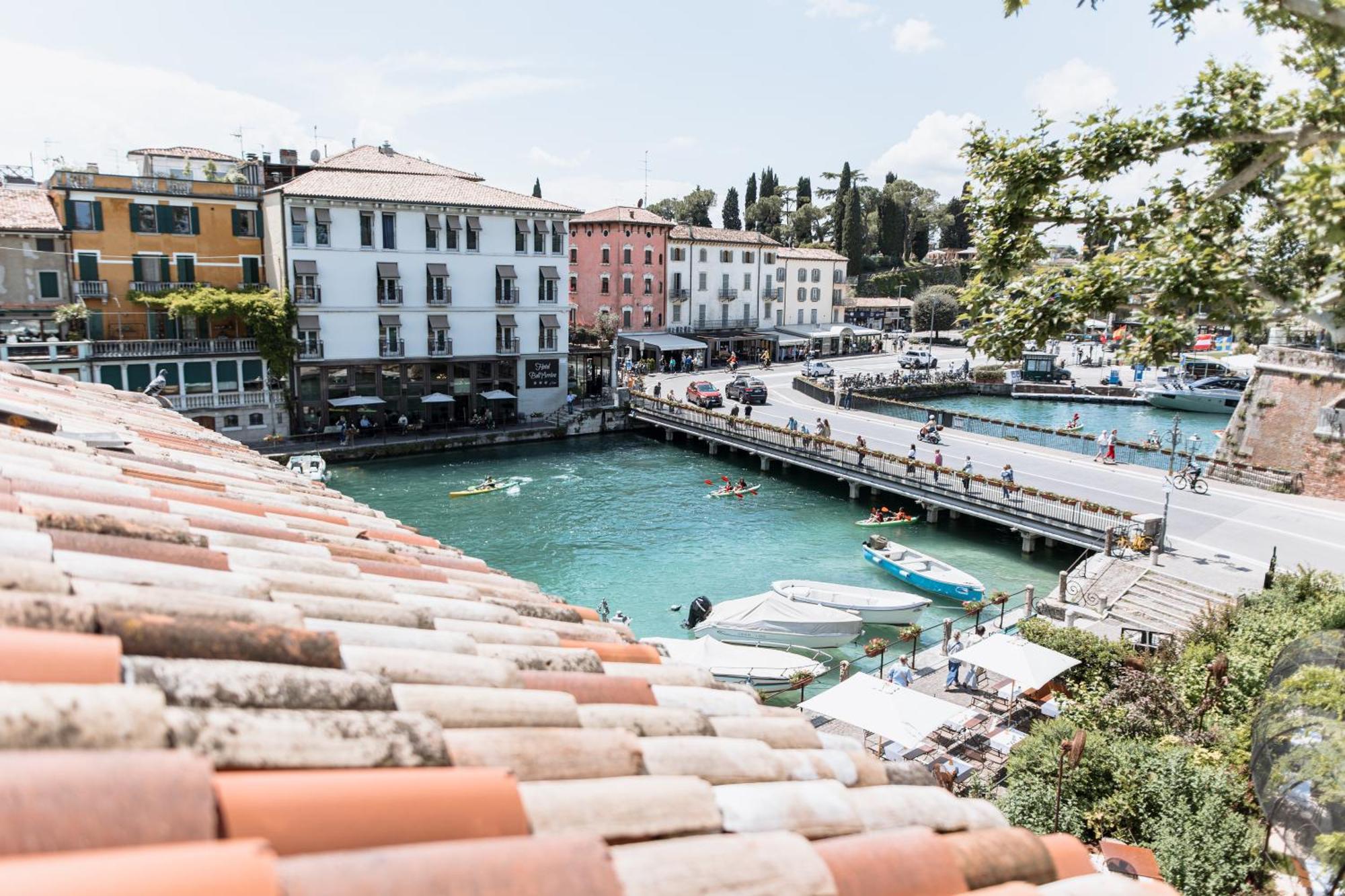 Pavillon Suite & Apartments Peschiera del Garda Exterior photo