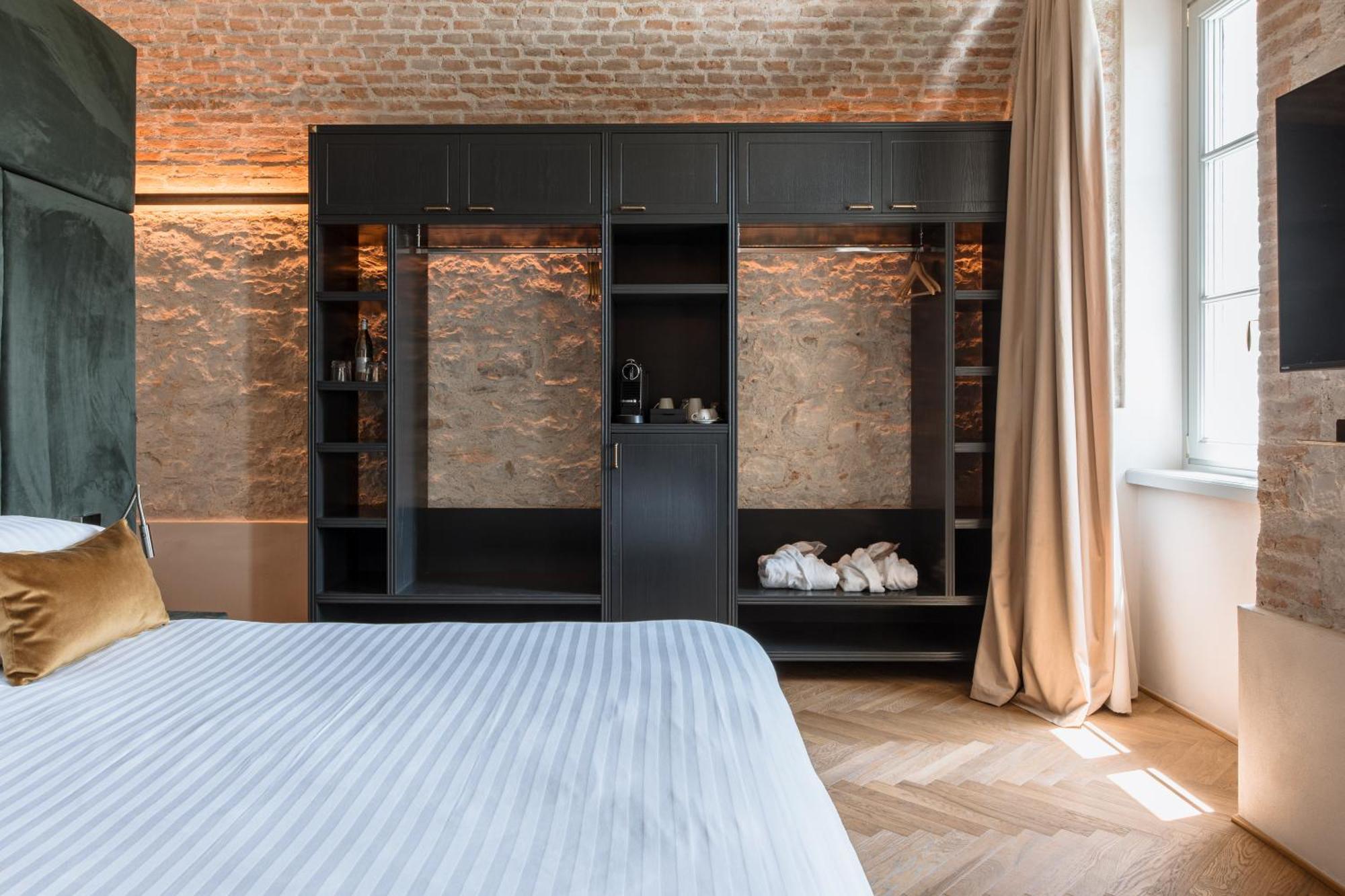 Pavillon Suite & Apartments Peschiera del Garda Exterior photo