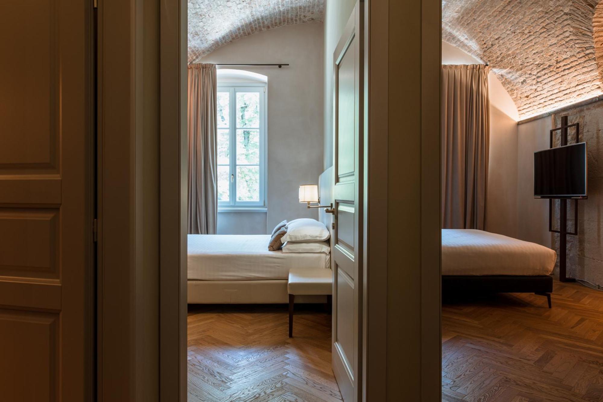 Pavillon Suite & Apartments Peschiera del Garda Exterior photo